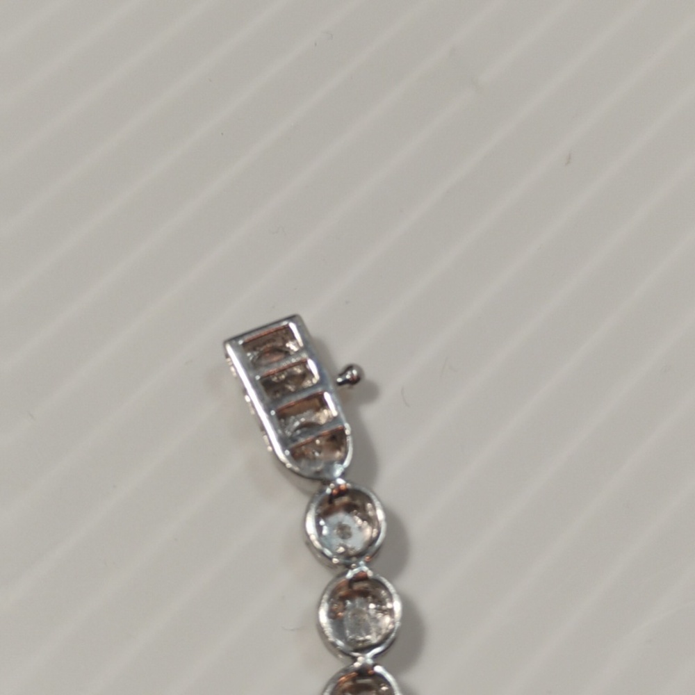 925 Sterling And Lab Created Diamond Tennis Bracelet 7" - Picture 8 of 8